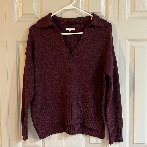 Cozier Than Cashmere
Collared Sweater Burgundy Boxy Sweater Size Medium - Picture 1 of 8